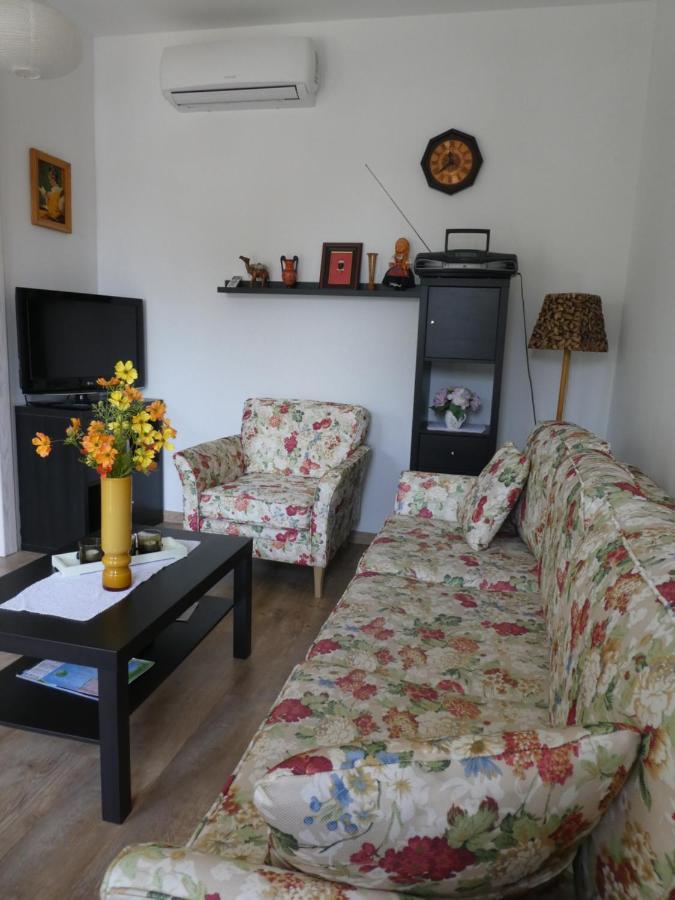 Ap3-Obala Apartment Punat Exterior photo
